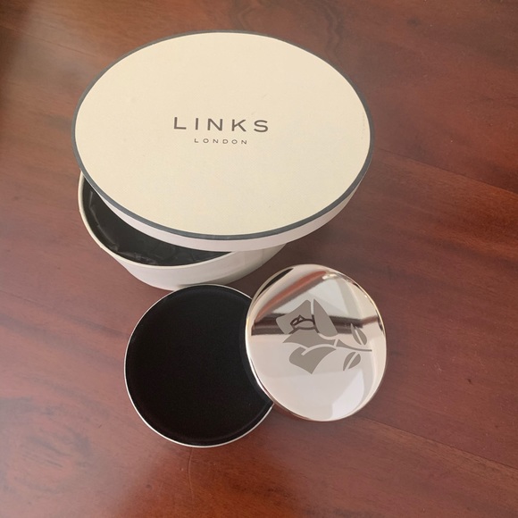 Jewelry box - Picture 1 of 4